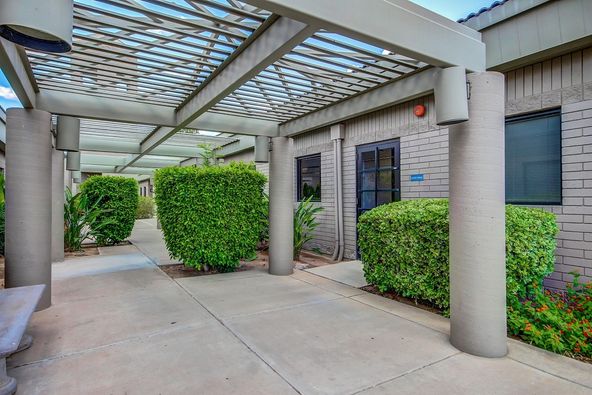East Valley Medical Office Condo | For Lease: 604 W Warner Rd Bldg B, Chandler, AZ 85225